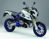 2007 BMW HP2 Megamoto photo